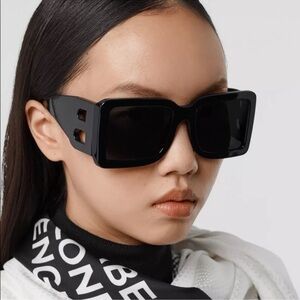 BURBERRY B Sunglasses